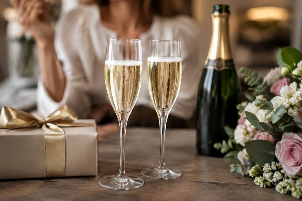 Anniversaire champagne : comment choisir la cuvée idéale pour célébrer chaque moment